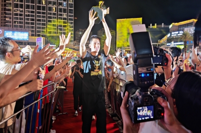 “河”你共筑 · 冠軍夢“源”│2025廣東省男子籃球聯(lián)賽總冠軍球迷嘉年華圓滿舉行！河源堅基集團隊與球迷共慶榮耀時刻！